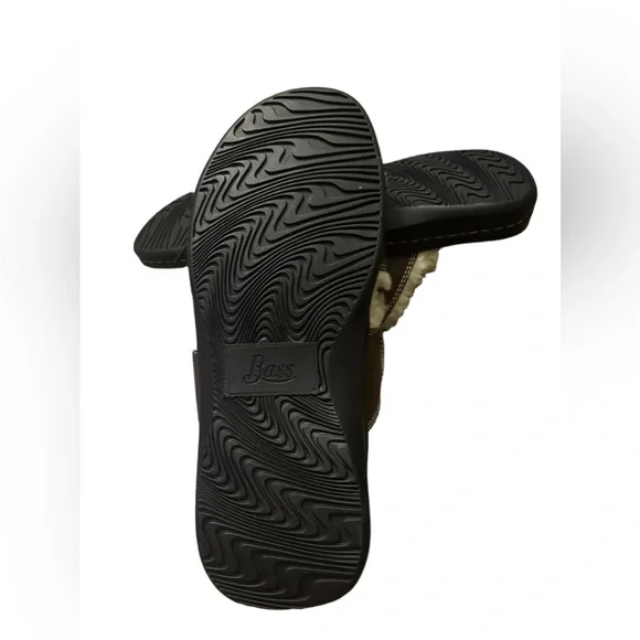 003 SLPPRS: Bass Sherpa Outdoor slippers size 8 - Picture 6 of 6